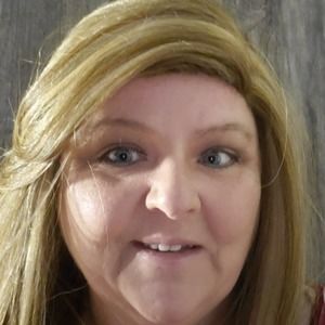 Meet your Posher, Carrie